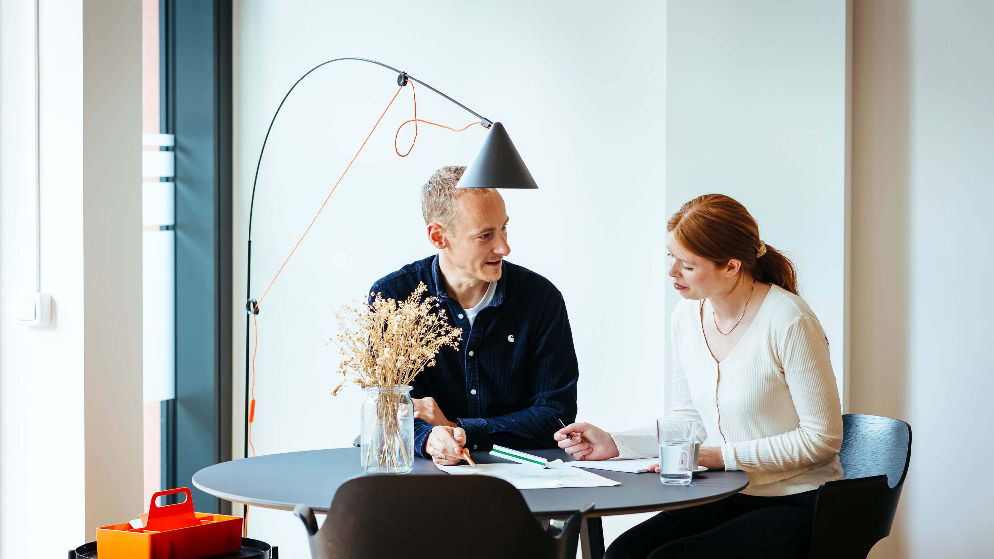 RB+P-Mitarbeiter im Gespräch