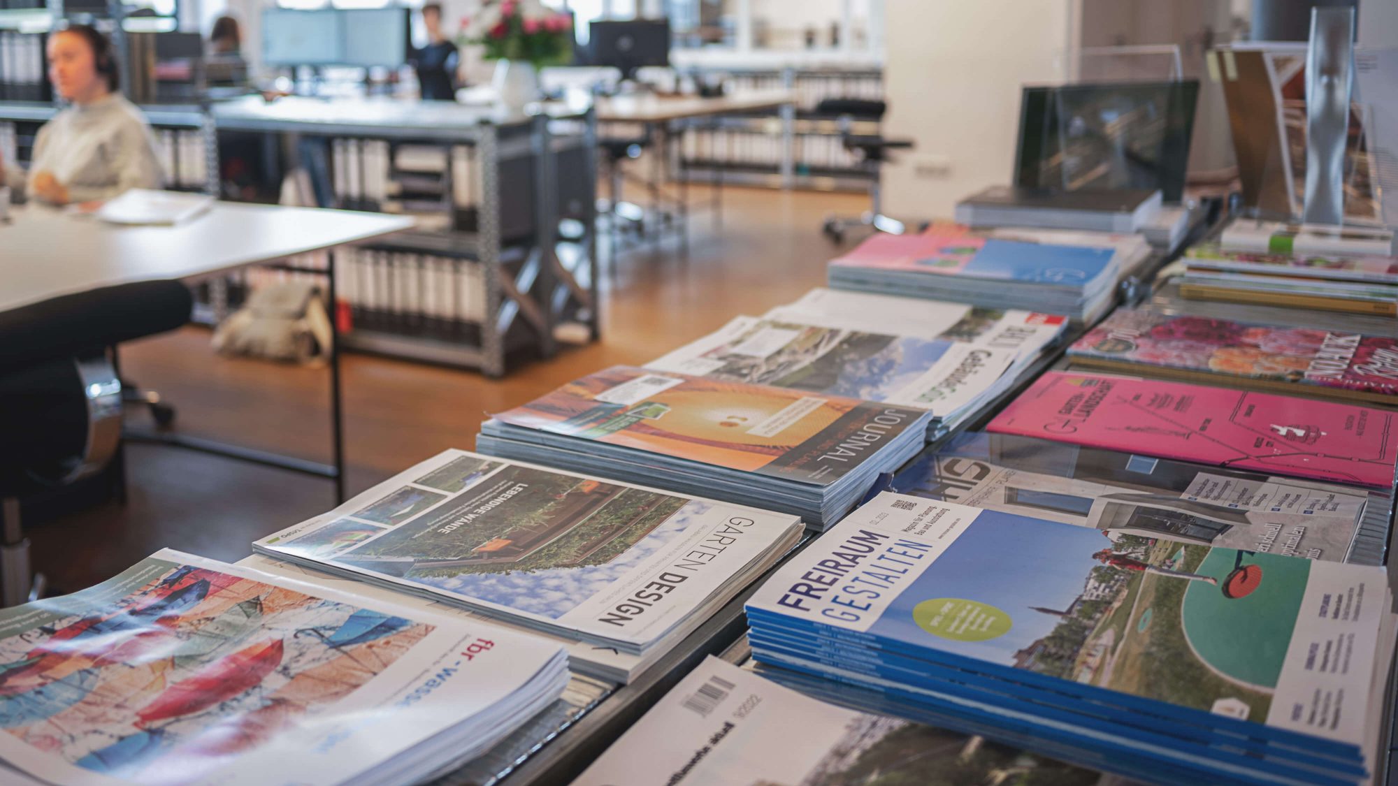 Zeitschriften im RB+P-Büro