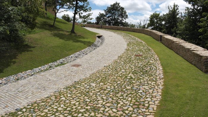 Galeriebild – Zum Vergrößern klicken: 